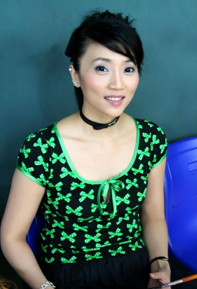 Famous singer Zhu Hua She once declined Fei Xiang's courtship and her mother to