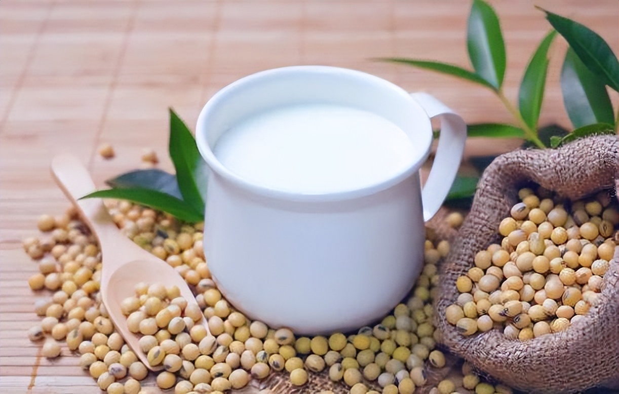 Drinking "soy milk" often has many benefits. Doctor 5 categories may