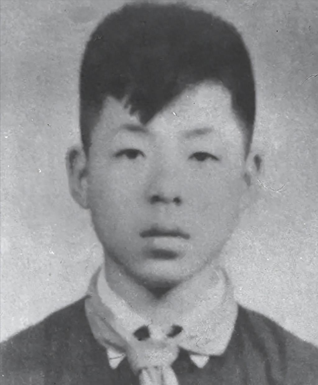 In 1962, Lei Feng died in the line of duty. 41 years later, the expert