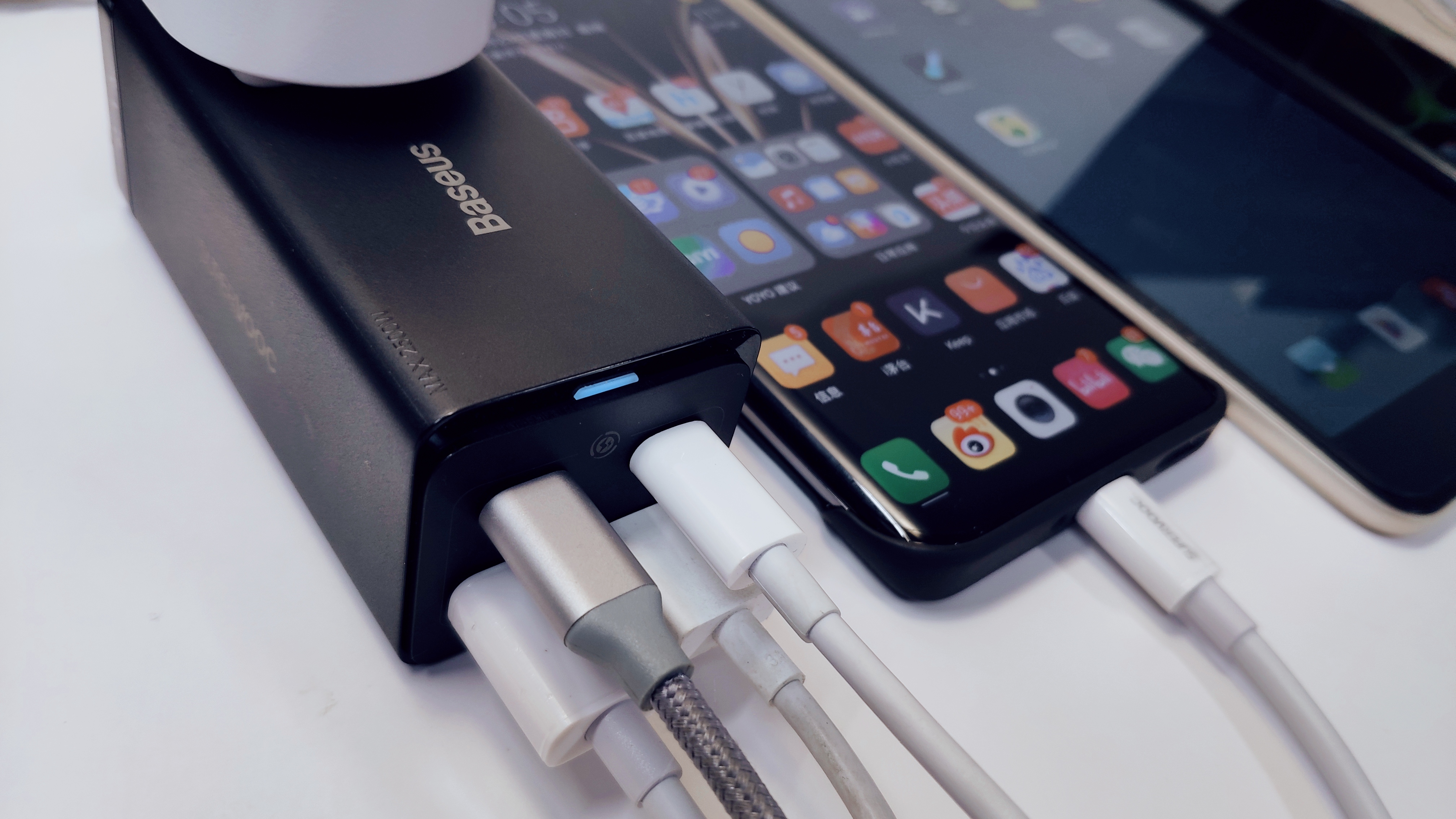 Baseus charging kits contract your charging family package - iMedia