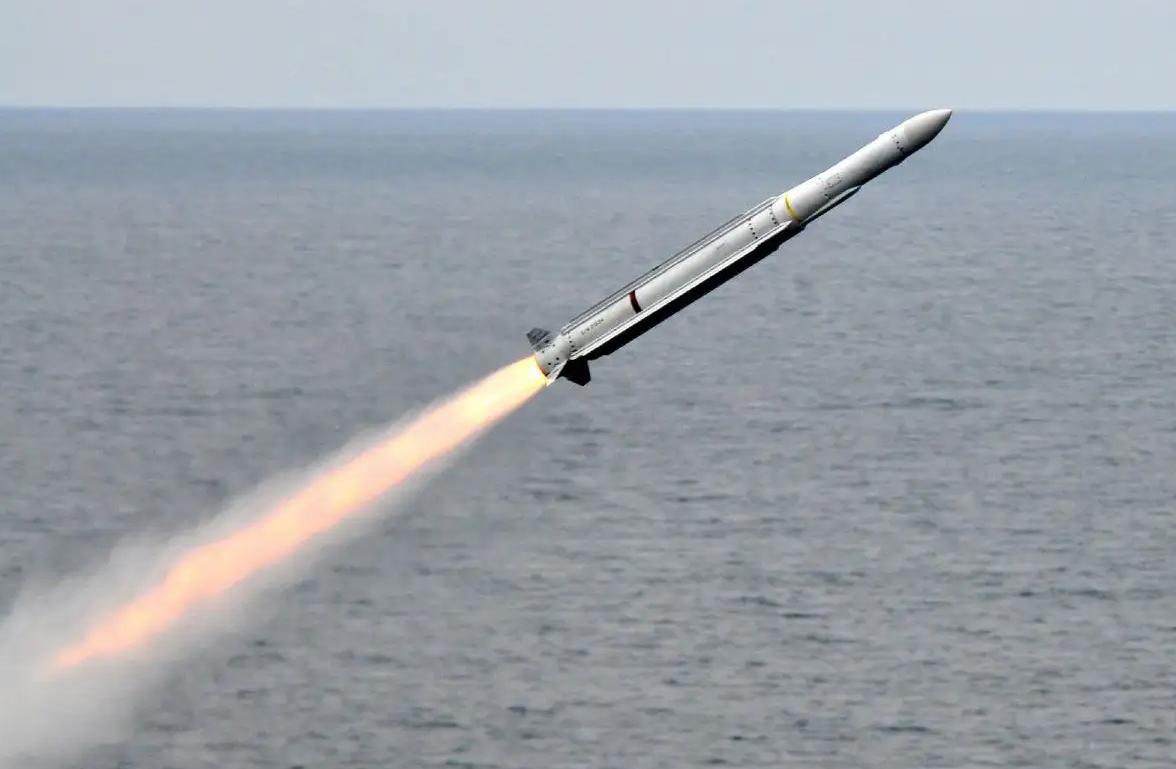 Why didn't the Russian army use a graphite bomb known as a 