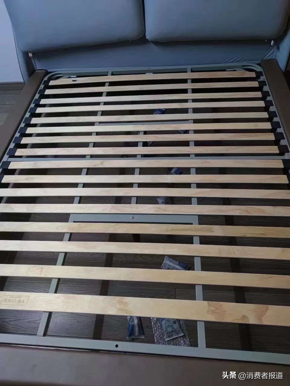 The bed smell has not dissipated for nearly a year, and the mattress