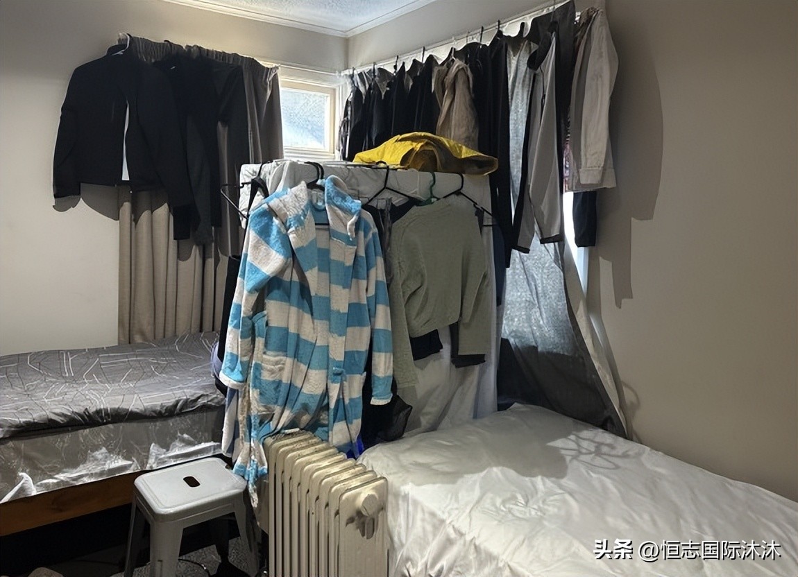 Mixed living, bunk beds, rent 30,000/month! Homes of migrant workers