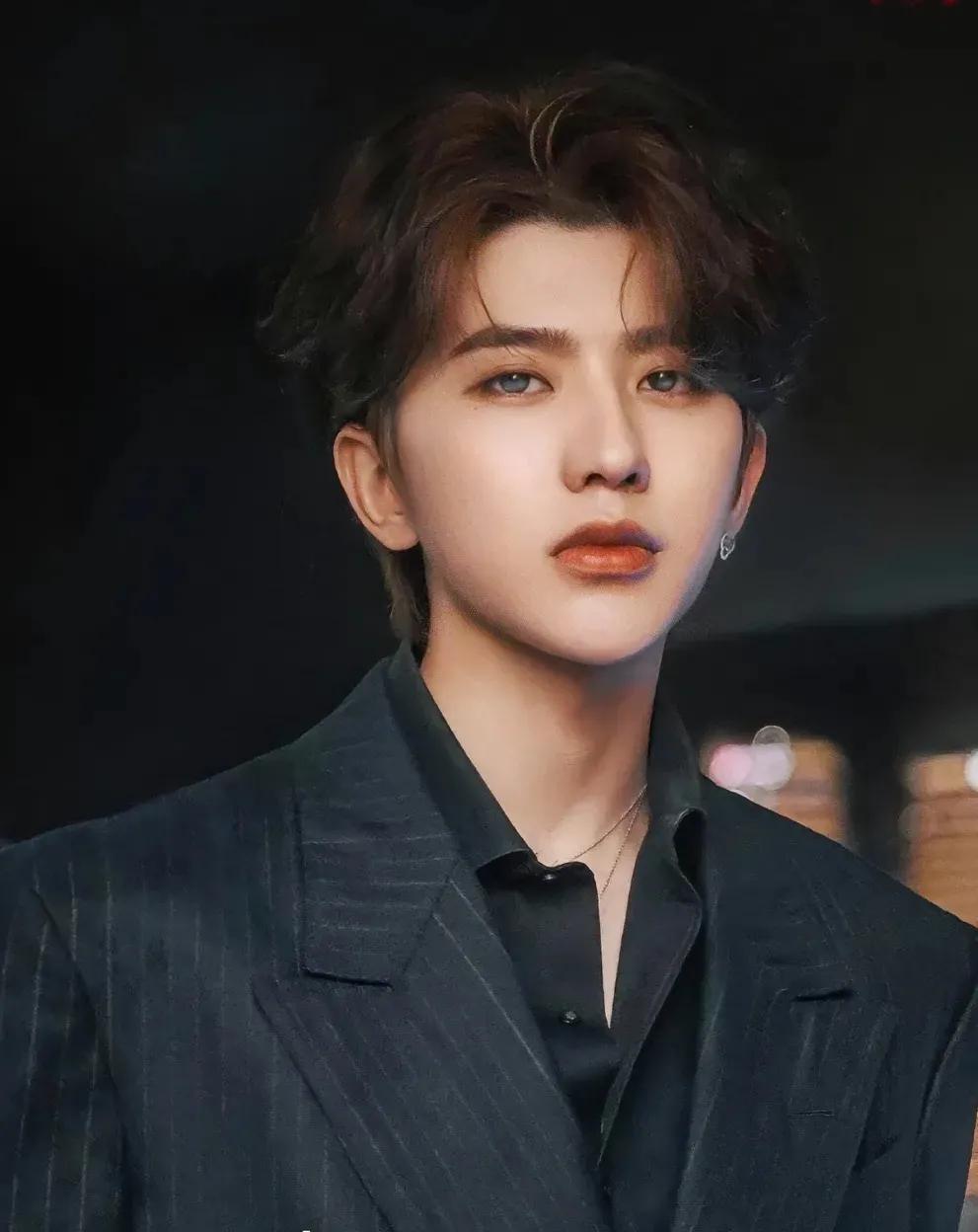 Cai Xukun is really crazy and proud! ! - iNEWS