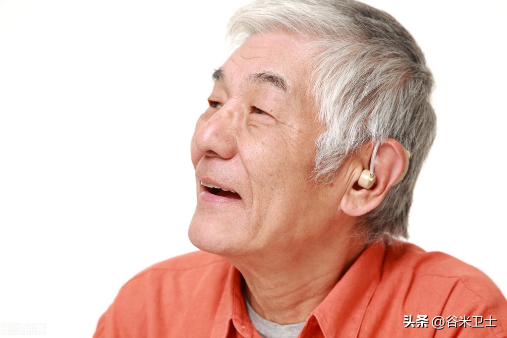 What are the dangers of wearing a hearing aid in one ear? iNEWS