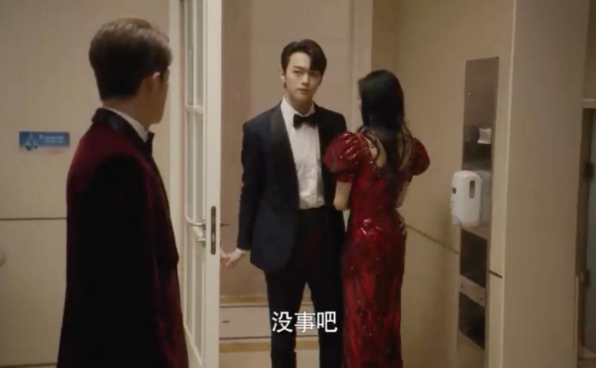 Yang Mi was imprisoned by Li Zefeng with his hands, and he still had no ...