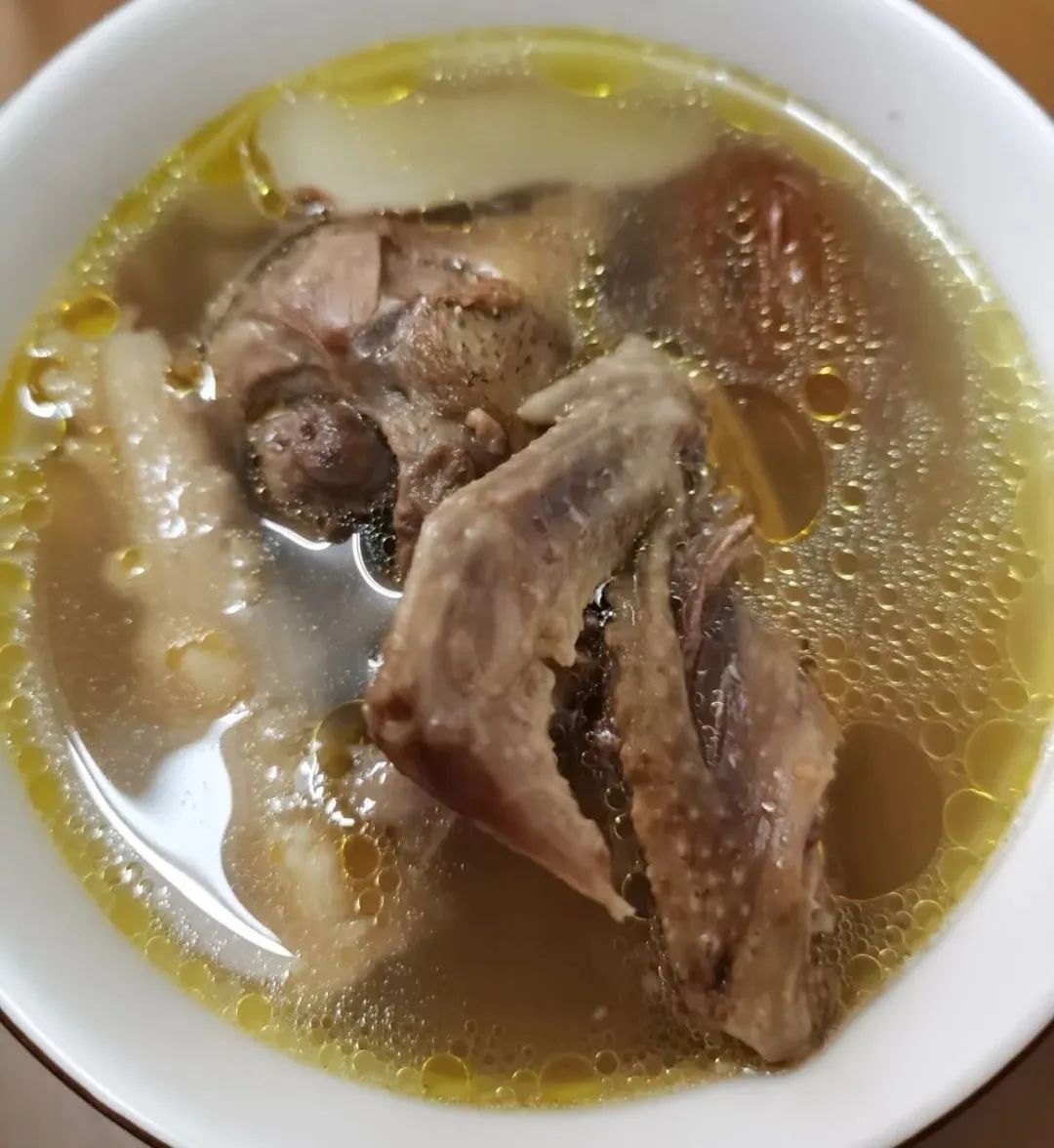 Yangyin Pigeon Soup - iNEWS