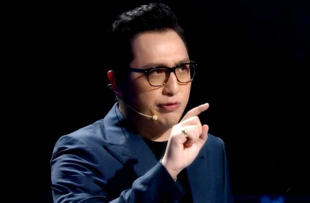 Hua Shao hosted the 12th season of "The Voice", and the comment area ...