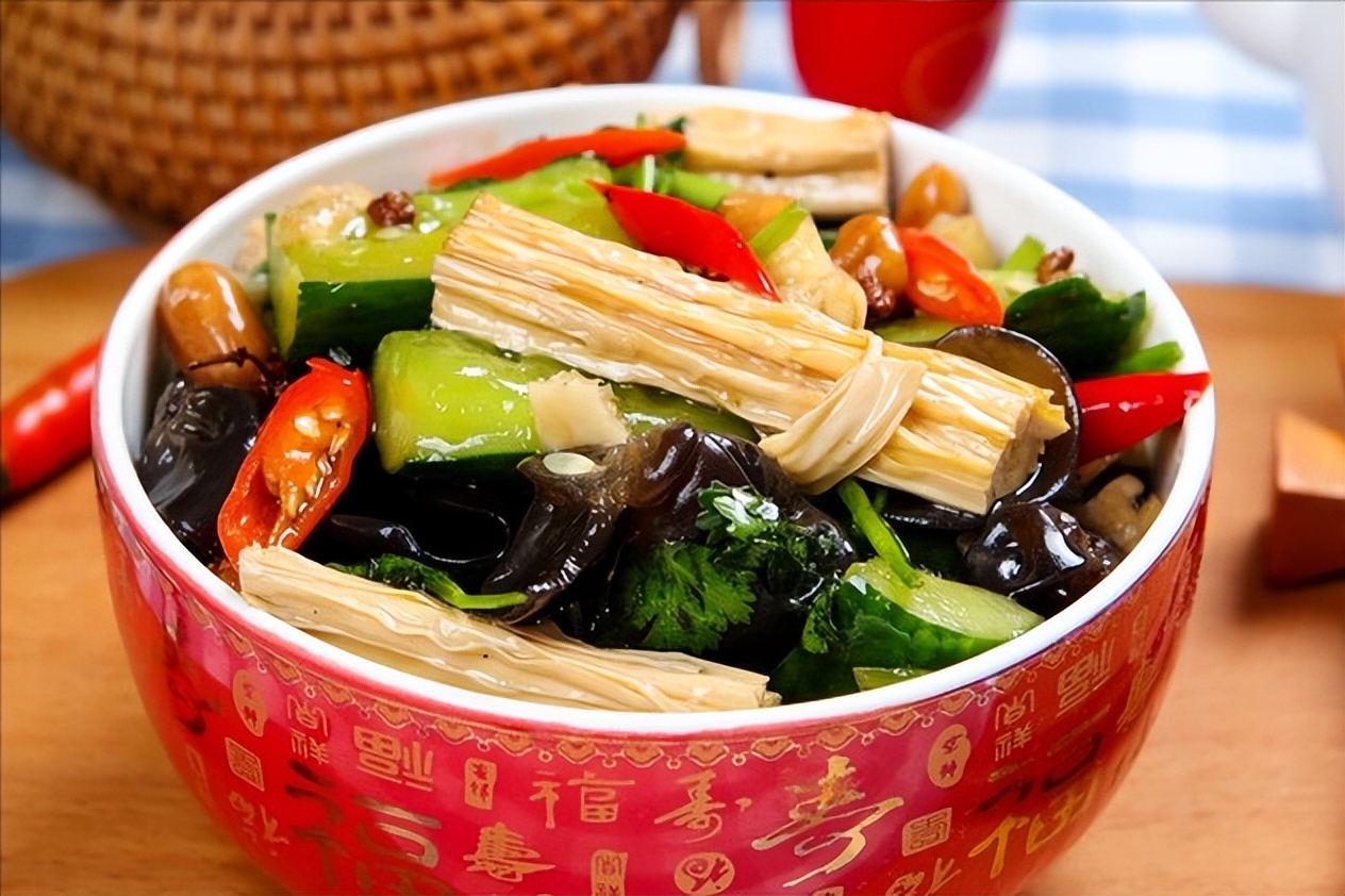 The postholiday diet should be light, sharing 5 fatreducing dishes