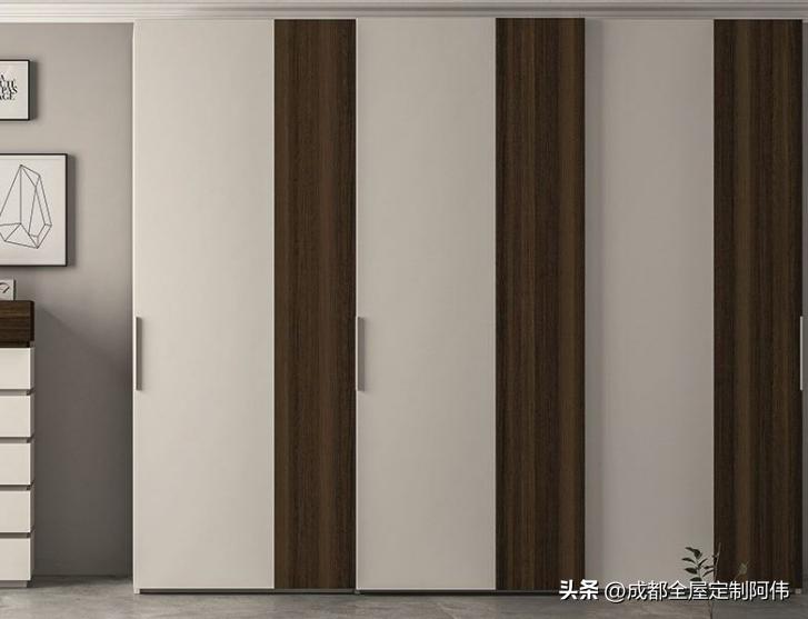 How much does it cost to customize a wine for the whole house