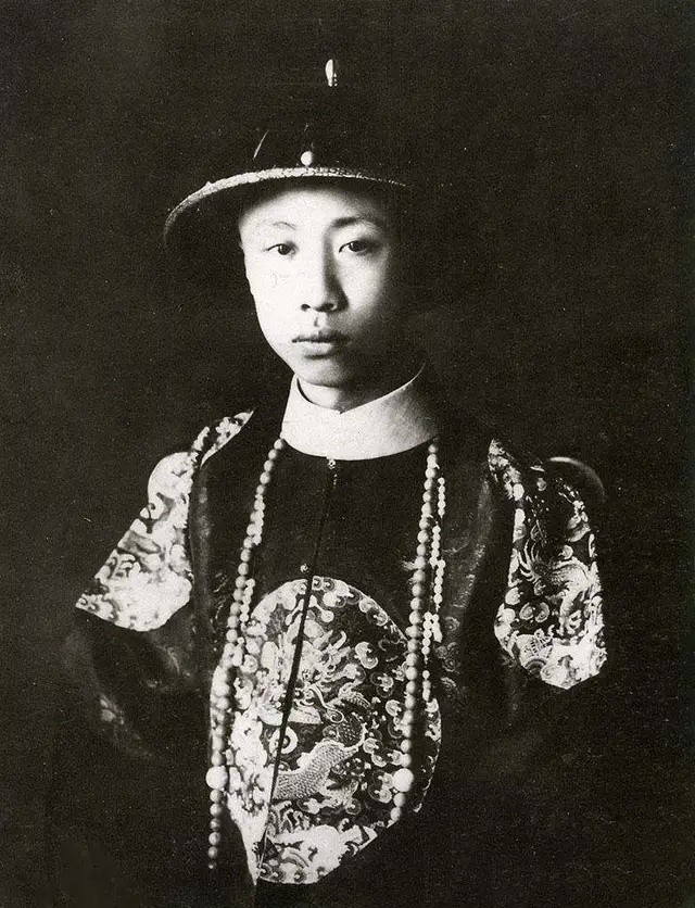Tan Yuling: The cause of Puyi's wife's death is a mystery. After a cold ...