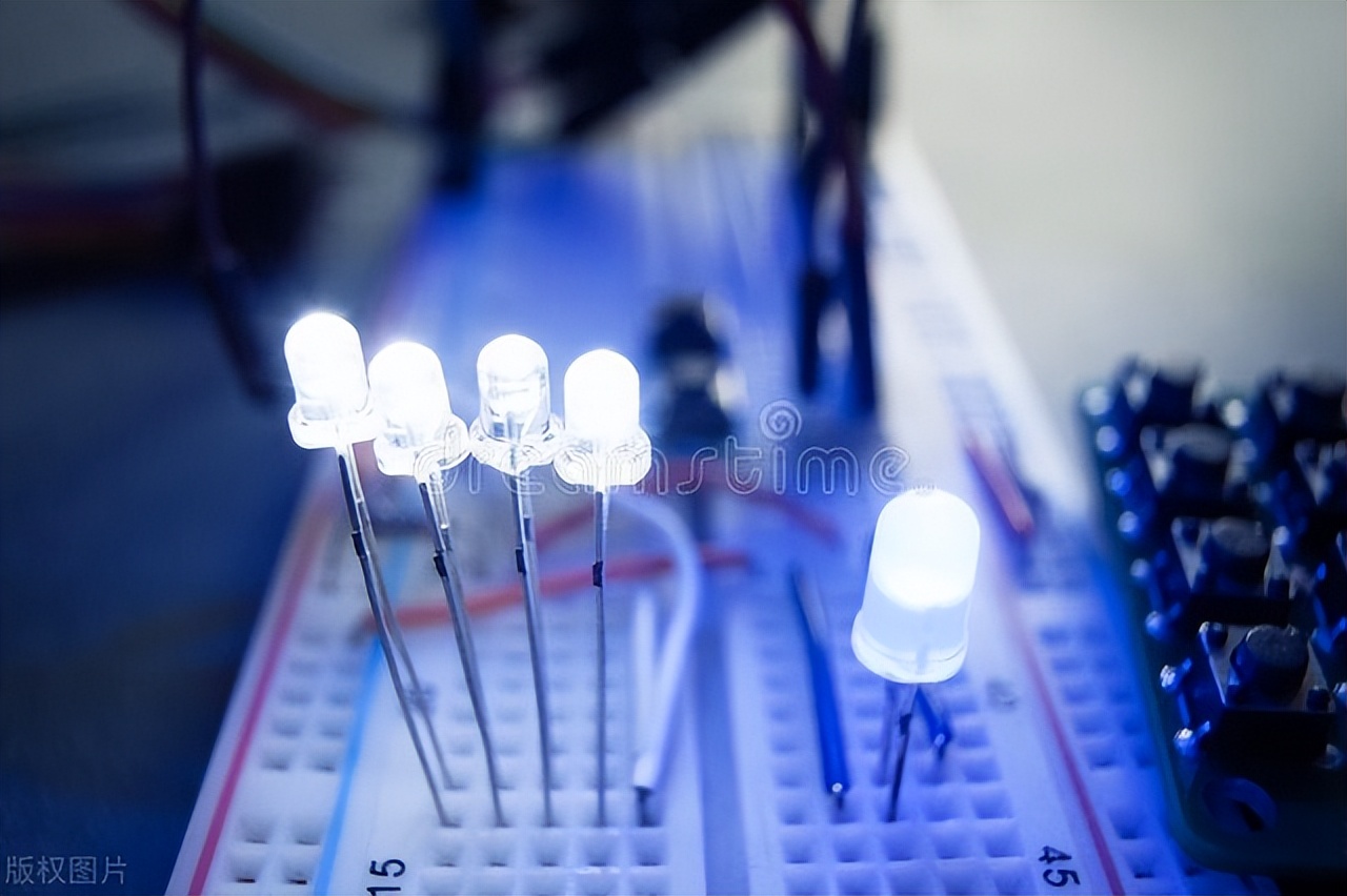 How to fix the led light not working? iNEWS