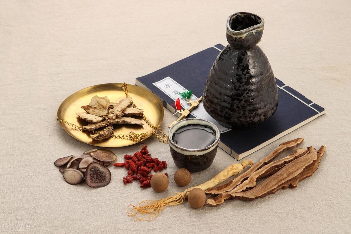 Tinnitus for three years, clearing heat and detoxification, promoting