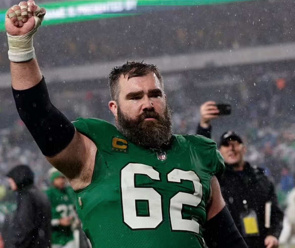 NFL star: Many NBA players can't survive in the NFL, but James is an ...