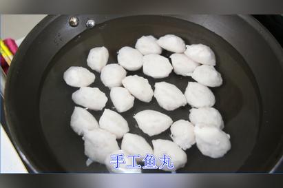 汆鱼丸子的家常做法 汆鱼丸子的家常做法