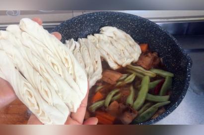 一锅出粘卷子怎么做好吃